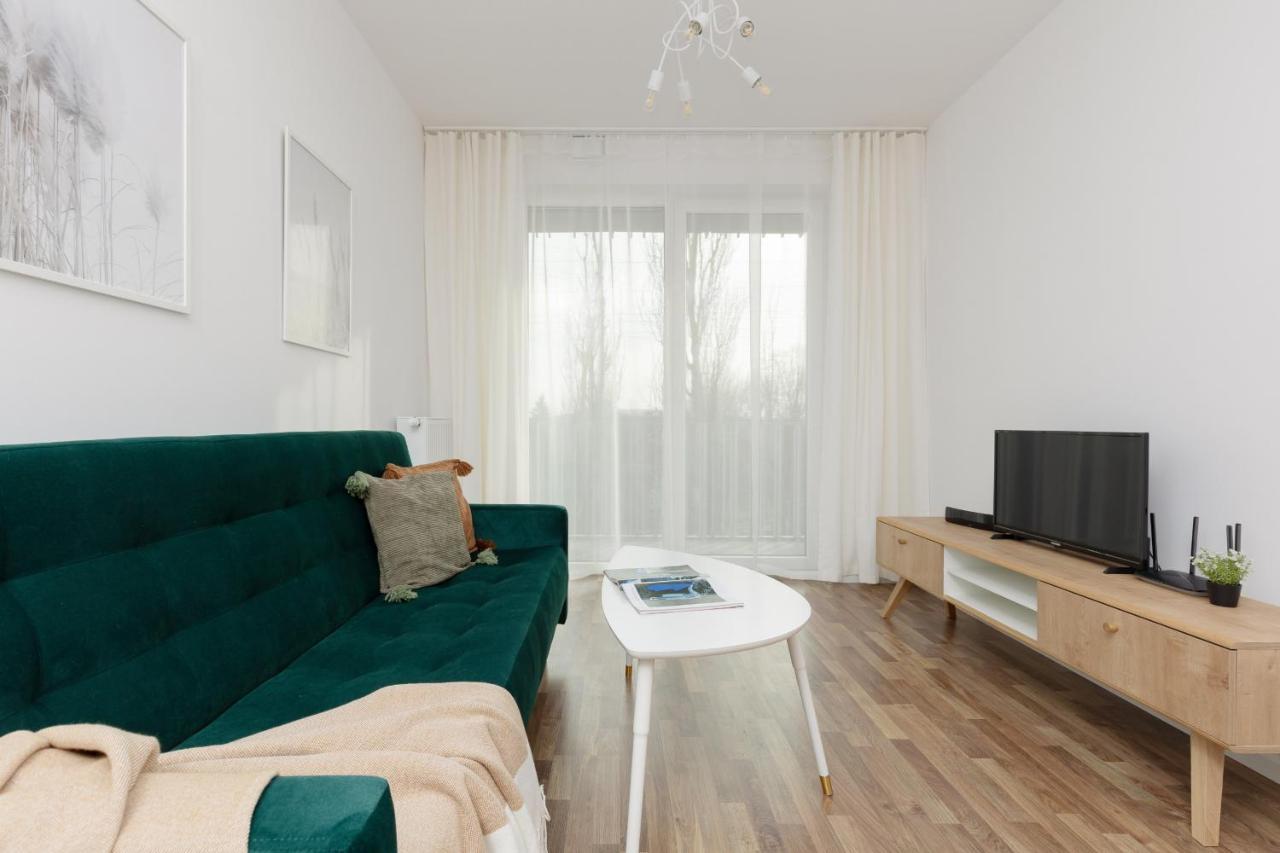 Stacja Wola Apartments With Parking By Noclegi Renters وارسو المظهر الخارجي الصورة