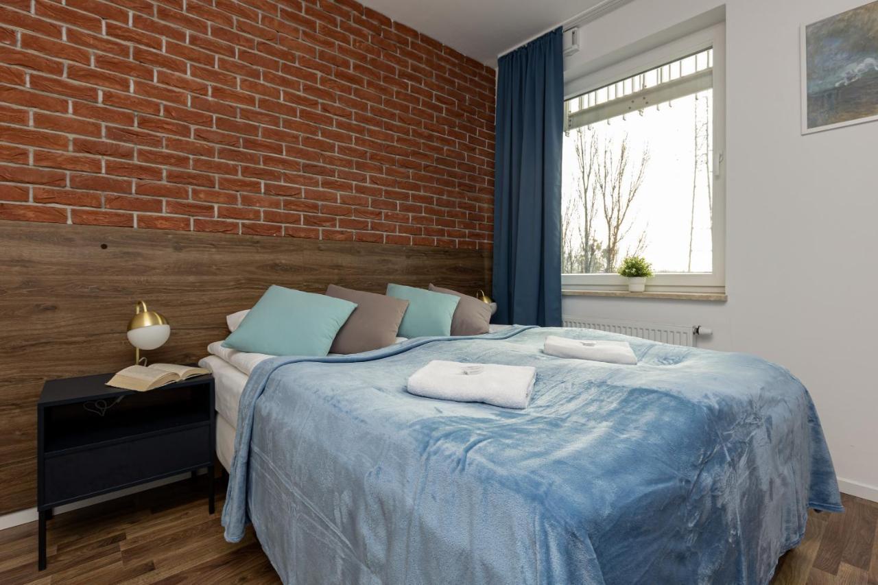 Stacja Wola Apartments With Parking By Noclegi Renters وارسو المظهر الخارجي الصورة