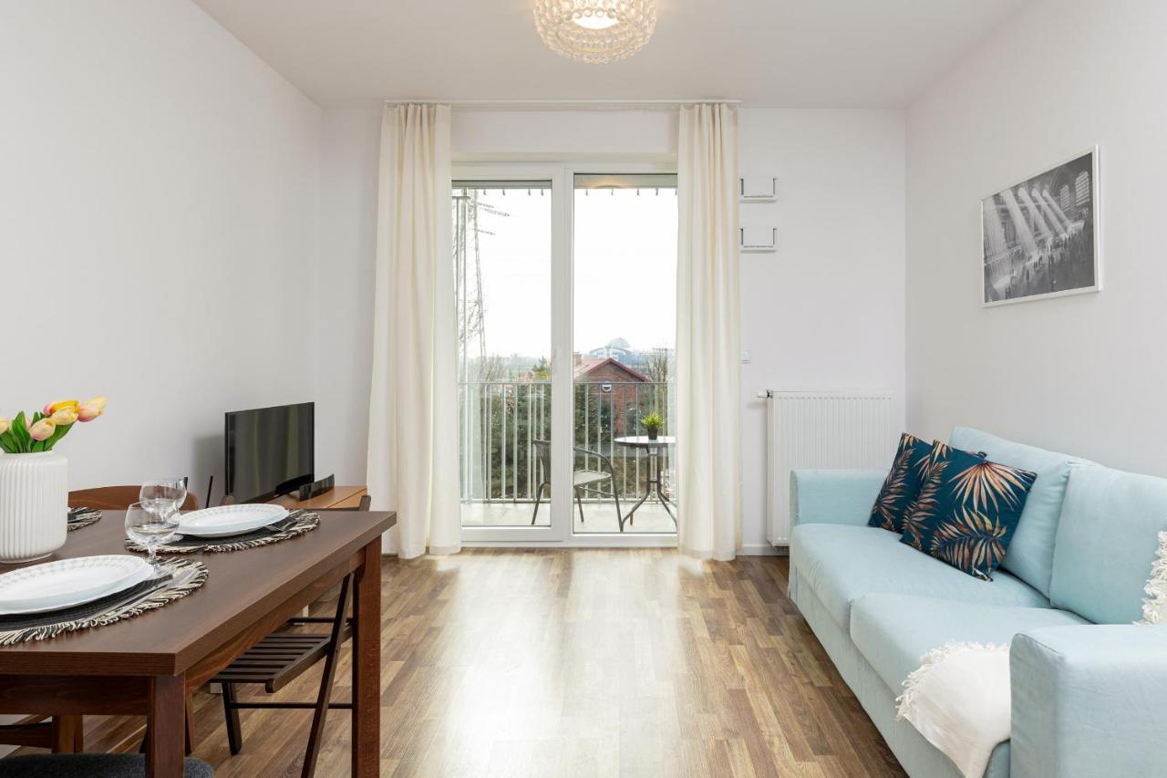 Stacja Wola Apartments With Parking By Noclegi Renters وارسو المظهر الخارجي الصورة